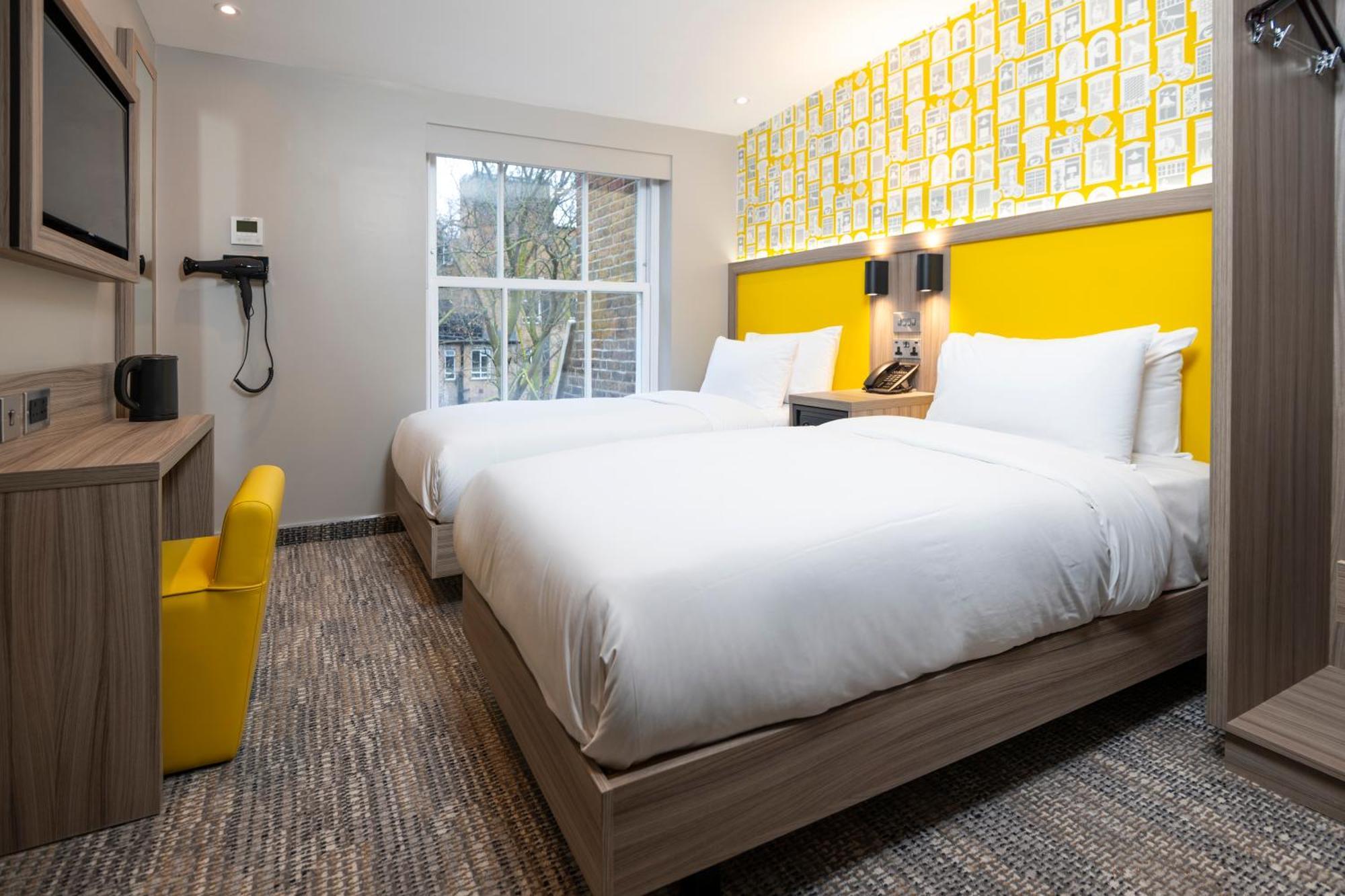 Hotel Brit Earls Court 3*