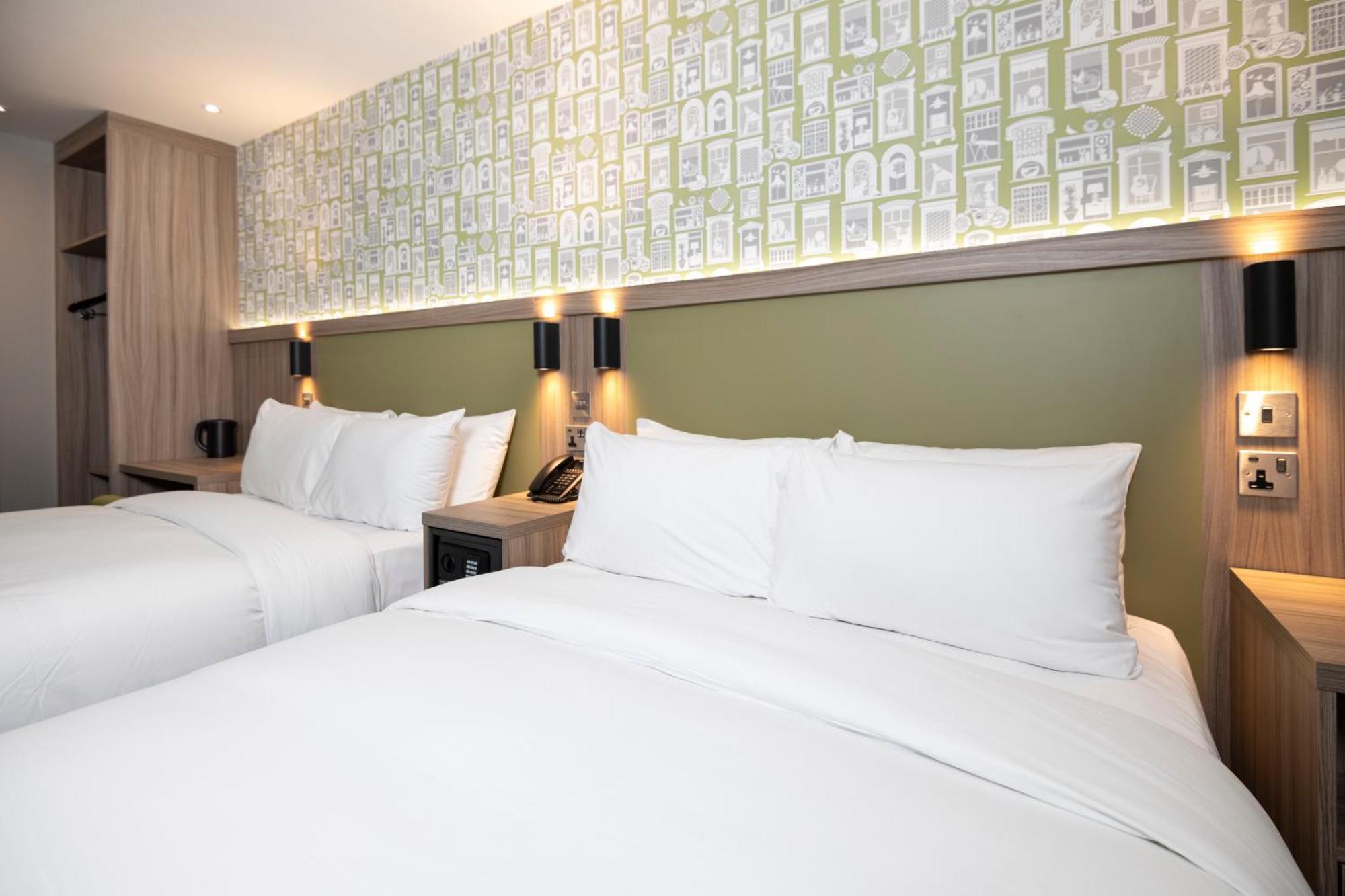 Brit Earls Court 3* London