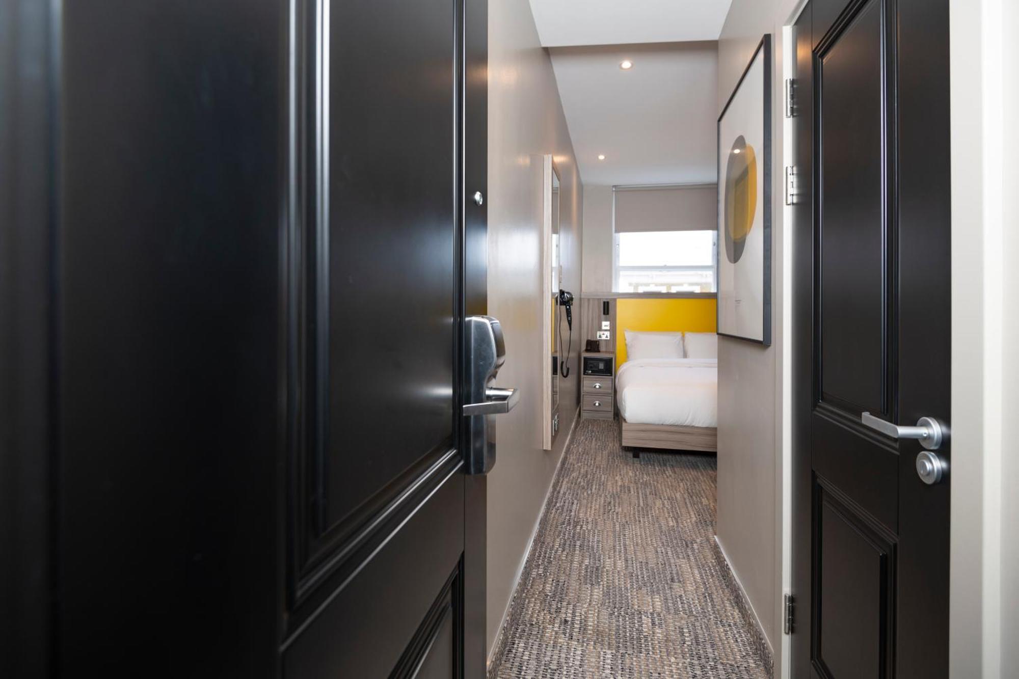 Brit Earls Court Hotel London