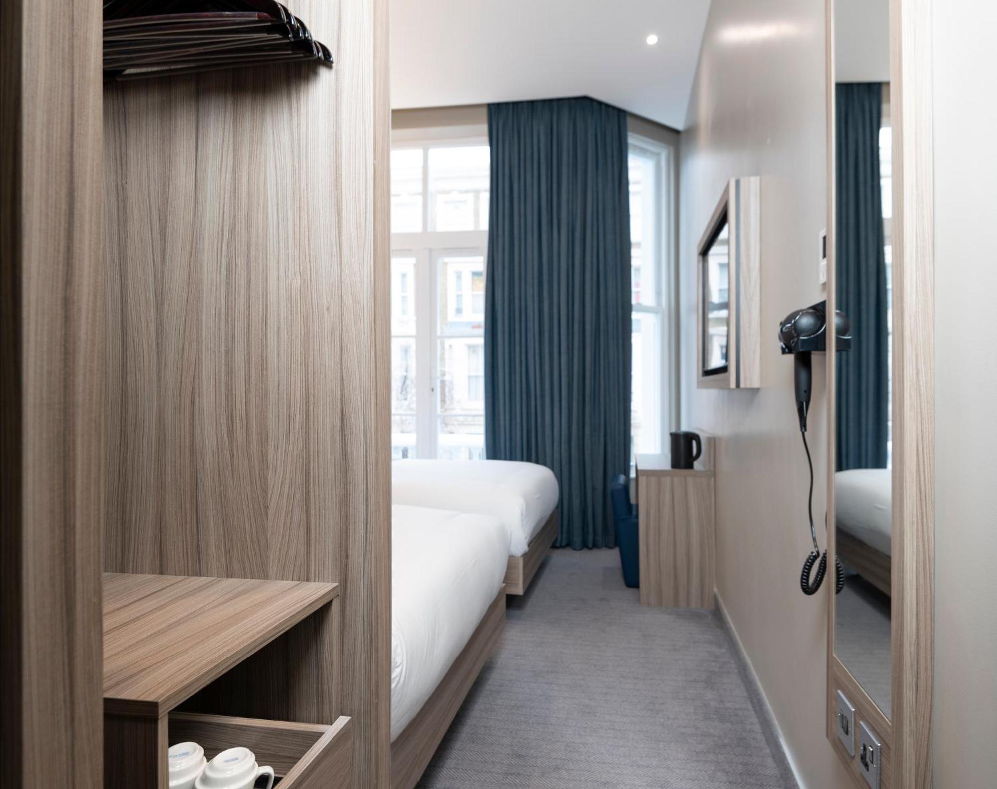 Hotel Brit Earls Court London