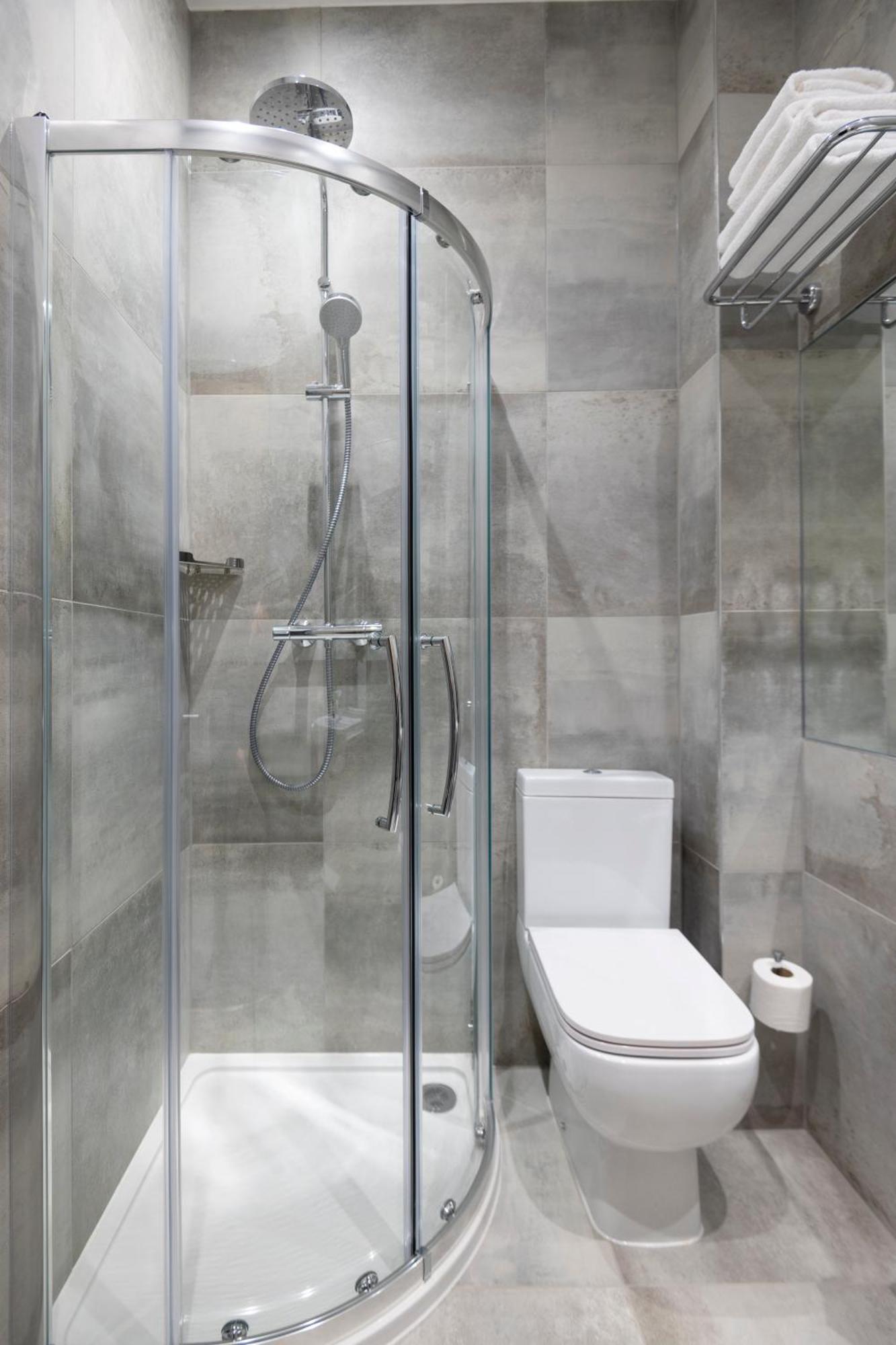 Hotel Brit Earls Court 3*